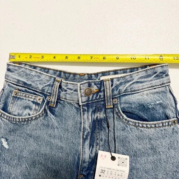 Zara The Ripped High Waist Mom Jeans NWT 0 - Picture 7 of 12